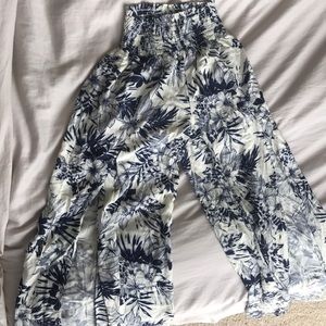 Beachy open leg flower pants